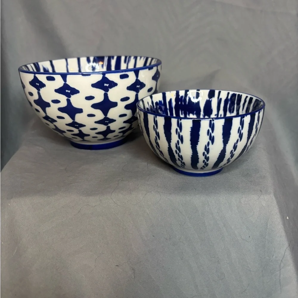 West Elm Indigo Tie Dye Ceramic Nesting Bowl Set